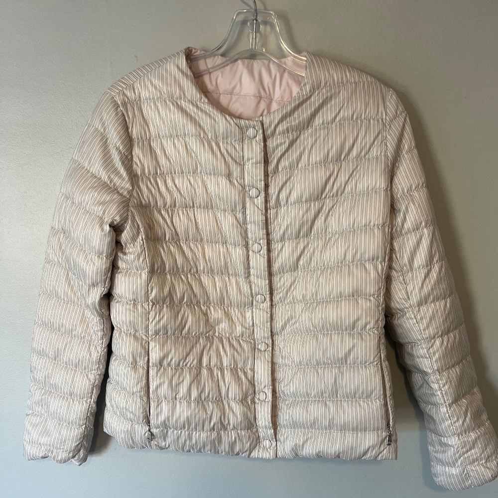 Weekend Max Mara lightweight puffer jacket in light pink nylon / cream stripes